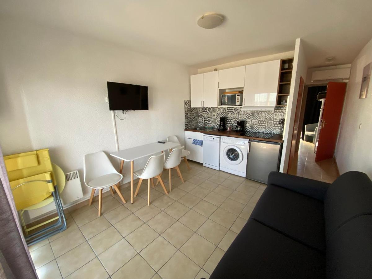 Sol-Y-Days Goeland, Appartement Avec Terrasse Front De Mer Et Place De Parking En Centre-Ville Le Grau-du-Roi Exteriör bild